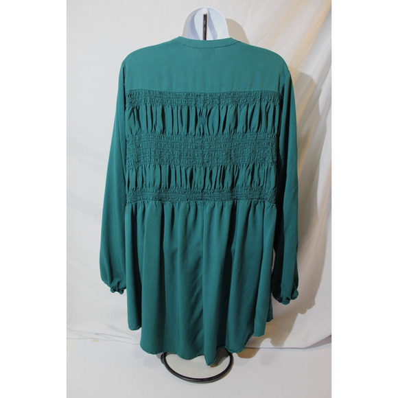 Torrid Button-up Babydoll Smocked Tunic Top Women's 2 Green Button-up V-neck - Picture 4 of 12